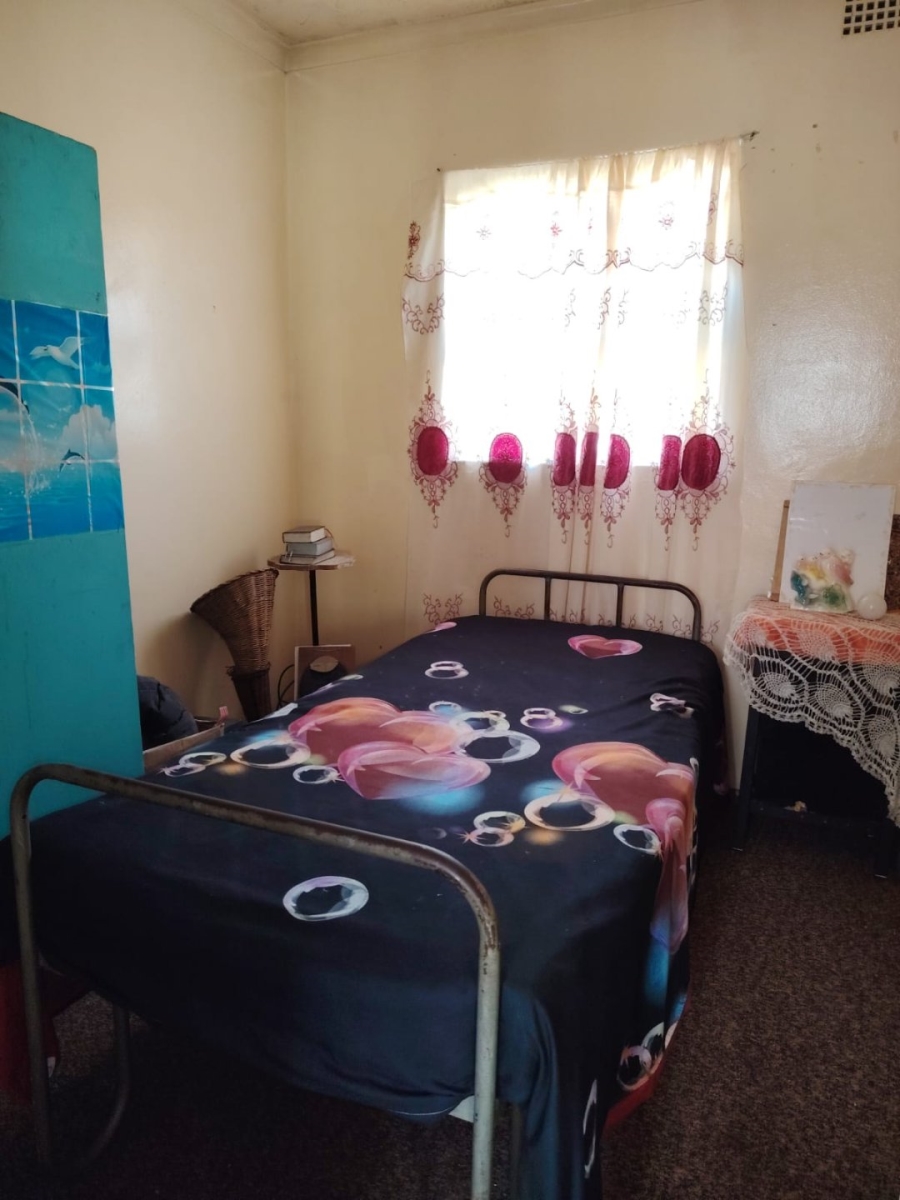 3 Bedroom Property for Sale in Park Village Western Cape
